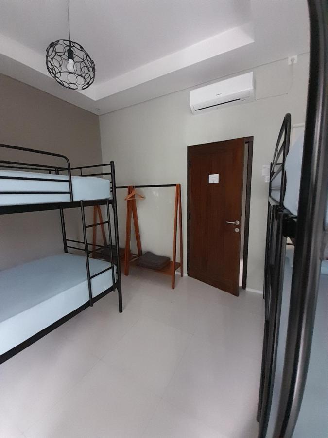 Sabi Guest House - Strategic Family -Married Couples Only- Hostel In Prawirotaman Yogyakarta Exterior photo