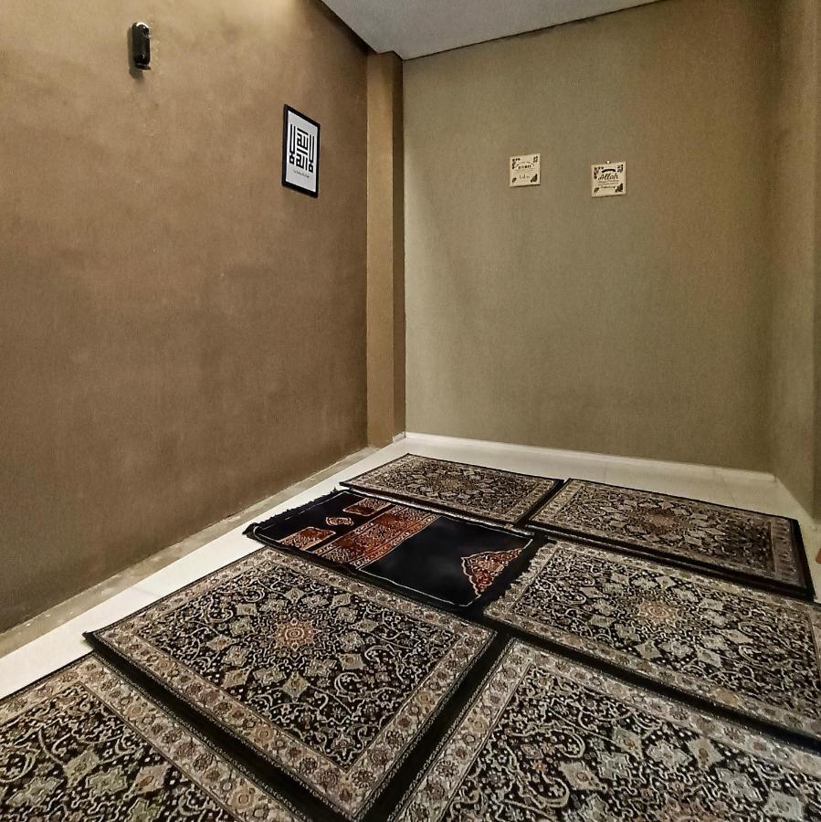 Sabi Guest House - Strategic Family -Married Couples Only- Hostel In Prawirotaman Yogyakarta Exterior photo